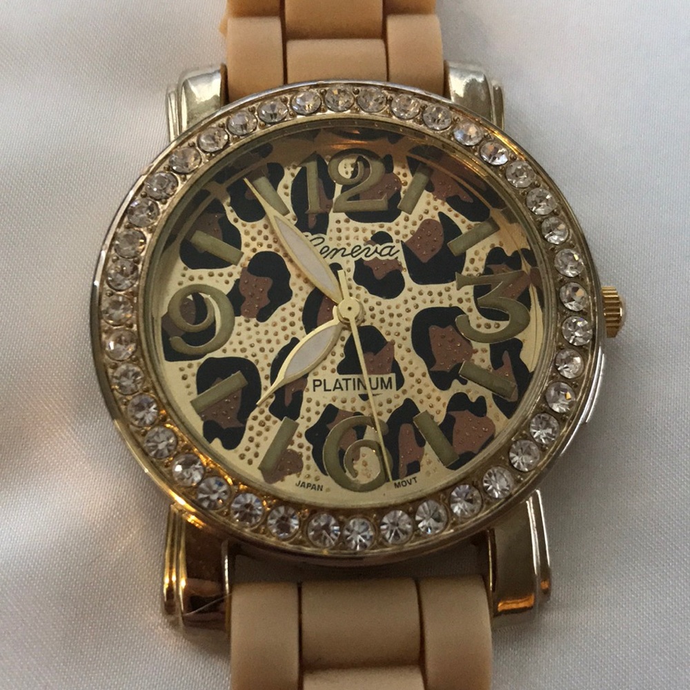 Leopard Print Geneva Watch